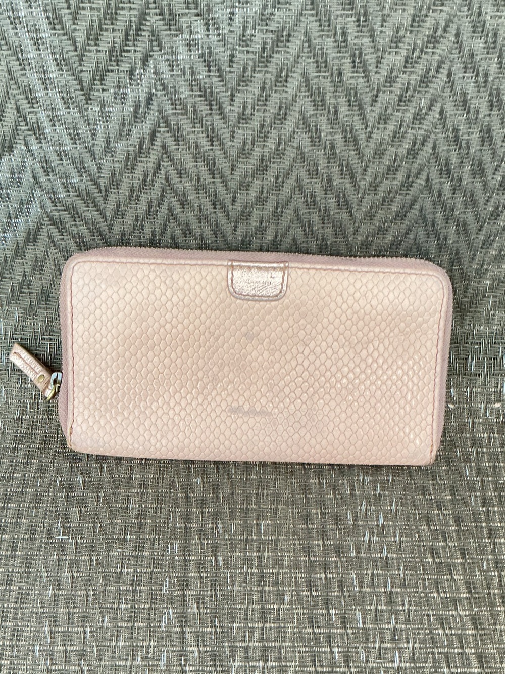 Fossil Blush Pink Zip-Around Leather Clutch Wallet